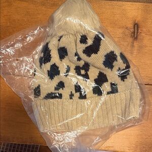 Mark & Graham Faux Fur Pom Pom Hat